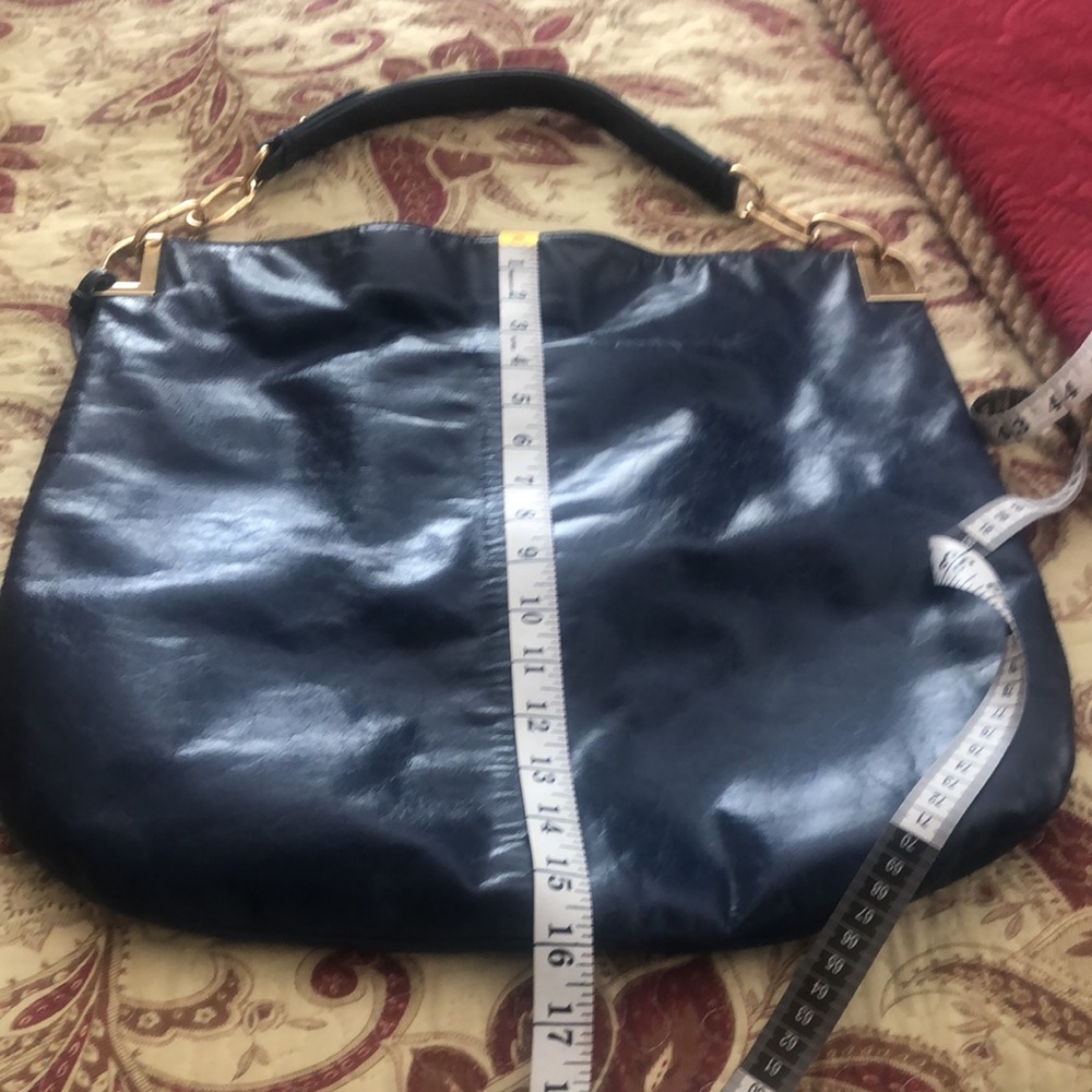 Badgley Mischka Rich Navy Leather Bag - Picture 7 of 9